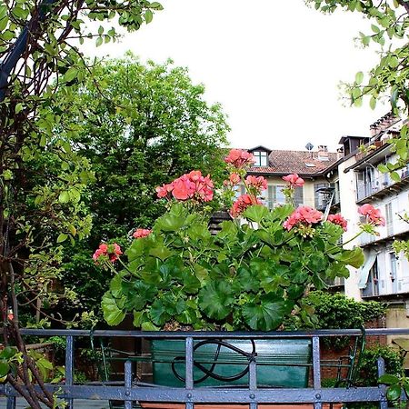 Exquisitely Renovated And Centrally Located Apartment With Free Parking Turín Exteriér fotografie