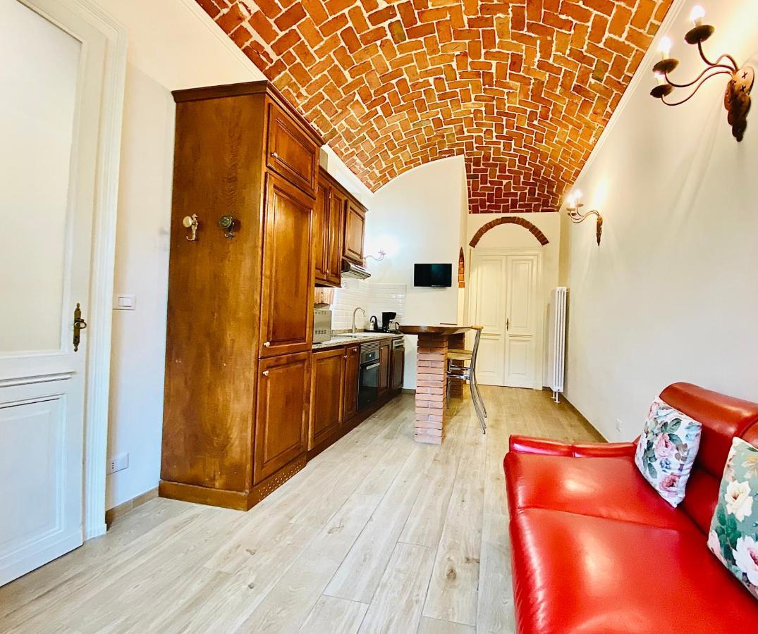 Exquisitely Renovated And Centrally Located Apartment With Free Parking Turín Exteriér fotografie